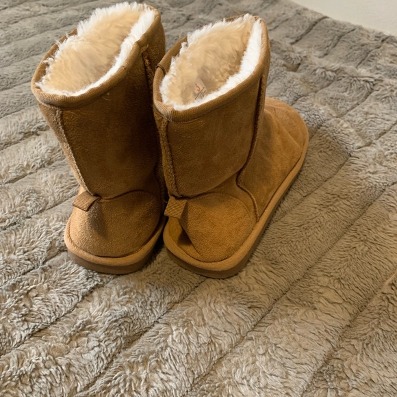 Tan/Brown Adult Used Women'sJoe fresh Boots | Size:3 but=5 mostly - Picture 2 of 7